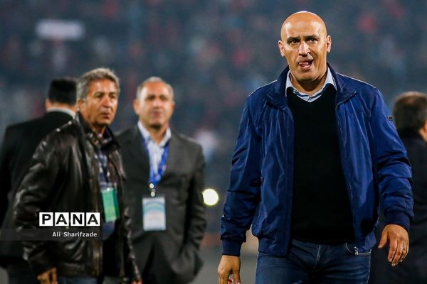 دیدار تیم های پرسپولیس و ذوب آهن