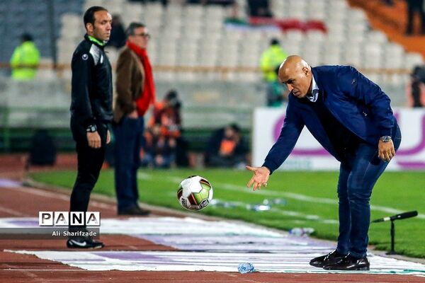 دیدار تیم های پرسپولیس و ذوب آهن
