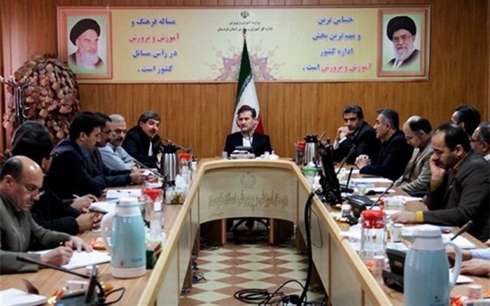 مدیرکل آموزش و پرورش کردستان: ایجاد رشته های جدید هنرستانی راهکاری مناسب برای اشتغالزایی جوانان است