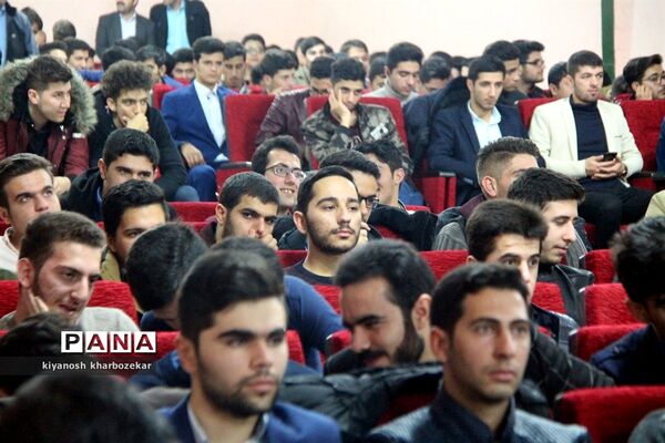 گرامیداشت روز دانشجو در دانشگاه فرهنگیان آذربایجان غربی