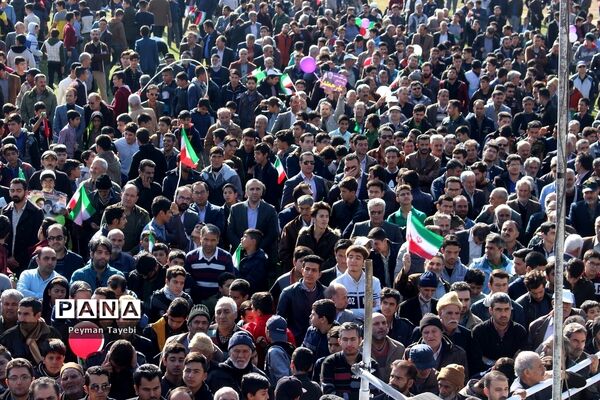 دیدار رئیس جمهوری با مردم استان سمنان در ورزشگاه تختی شاهرود