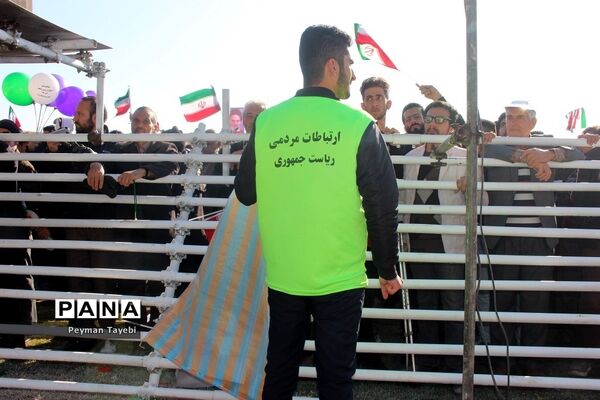 دیدار رئیس جمهوری با مردم استان سمنان در ورزشگاه تختی شاهرود