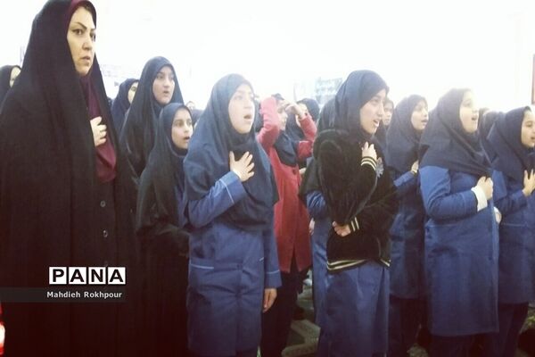 برگزاری جشن روزجهانی خاک در دبیرستان دخترانه فخرالزمان قریب