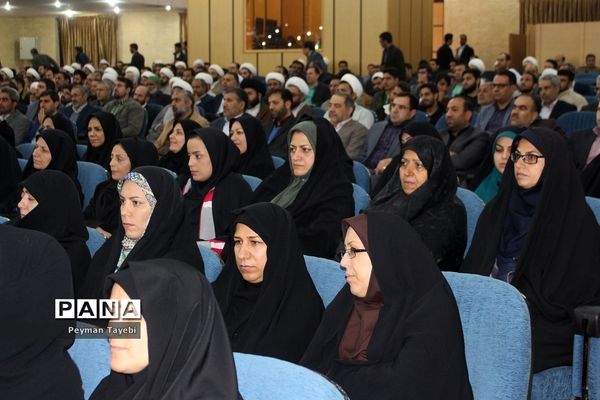 بیست و هفتمین اجلاس سراسری نماز در سمنان