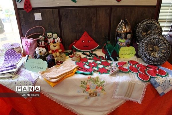 نمایشگاه توانمندی‌های دانش آموزان با نیاز های ویژه استان خراسان جنوبی