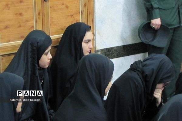 اعزام دانش آموزان دختر شهرستان فیروزکوه به مناطق عملیاتی جنوب کشور