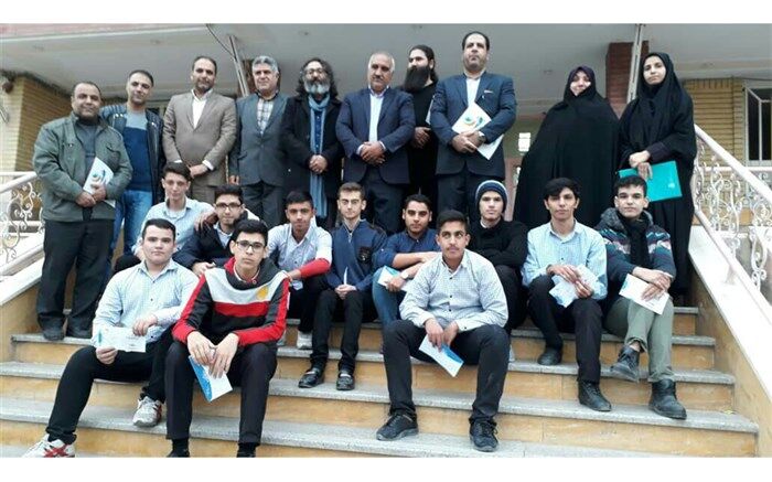 برگزاری مراسم تجلیل از گروه تئاتر عروسکی در شهر قدس