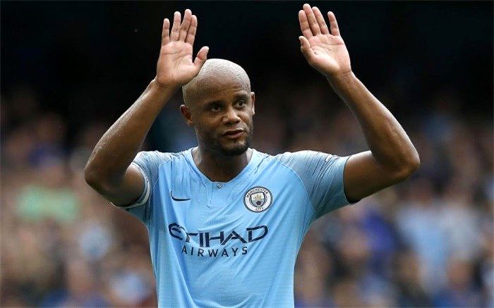 مدافع منچسترسیتی به حضور در بارسلونا نزدیک شد