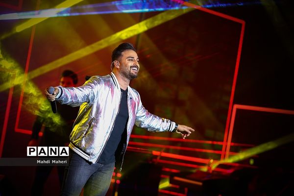 کنسرت بابک جهانبخش