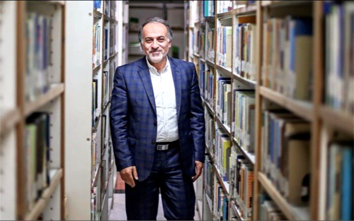 سرپرست سازمان پژوهش و برنامه ریزی آموزش و پرورش: باید کتاب‌های درسی را مساله‌محور و خلاقیت محور تدوین کنیم