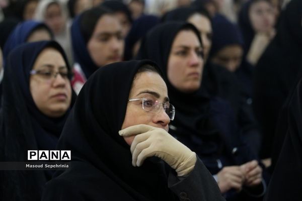 آیین زنگ آغاز هفته پژوهش و فناوری آموزش و پرورش آذربایجان شرقی
