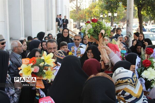 استقبال از دانش‌آموزان شرکت‌کننده در مسابقات جهانی 2018 uc-mas مالزی