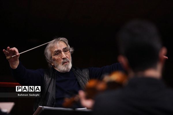 تمرین ارکستر ملی ایران