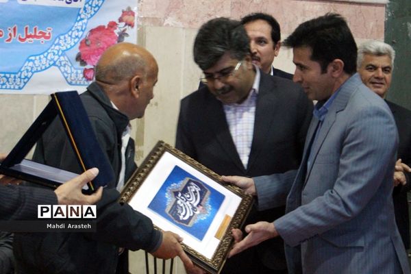 افتتاحیه مسابقات فوتسال آموزشگاه‌های ابتدایی شهرستان بیرجند