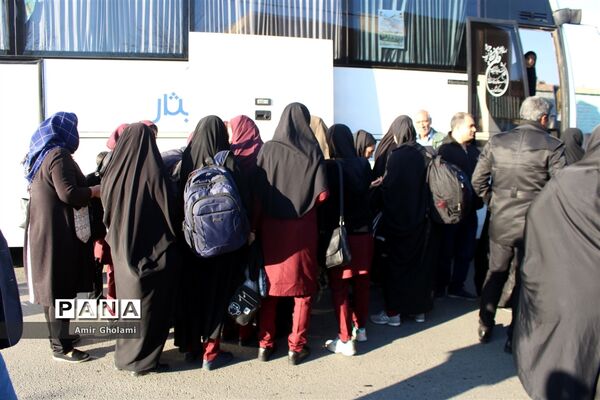 اعزام دانش‌آموزان دختر منطقه چهاردانگه  به مناطق عملیاتی جنوب کشور