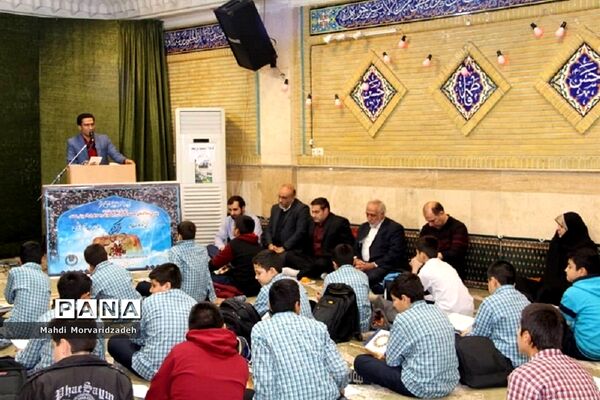 برگزاری محفل انس با قرآن به مناسبت ولادت حضرت عبدالعظیم حسنی(ع) در شهرری
