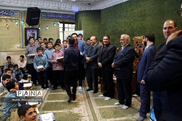 برگزاری محفل انس با قرآن به مناسبت ولادت حضرت عبدالعظیم حسنی(ع) در شهرری