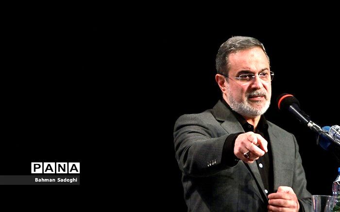 تحصیل در کانکس و نظام رتبه‌بندی معلمان بطحایی را به صحن علنی کشاند