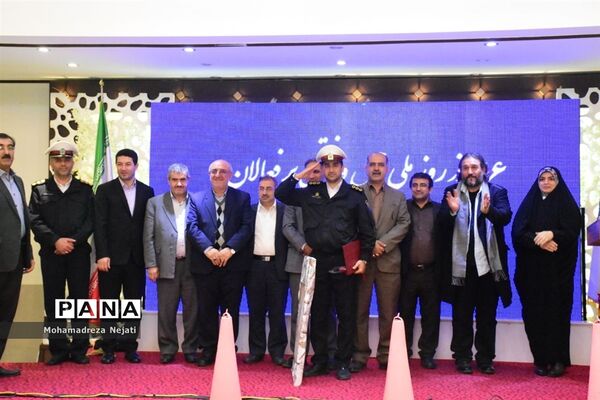 اولین همایش تجلیل از شهروندان قانونمند در ساری