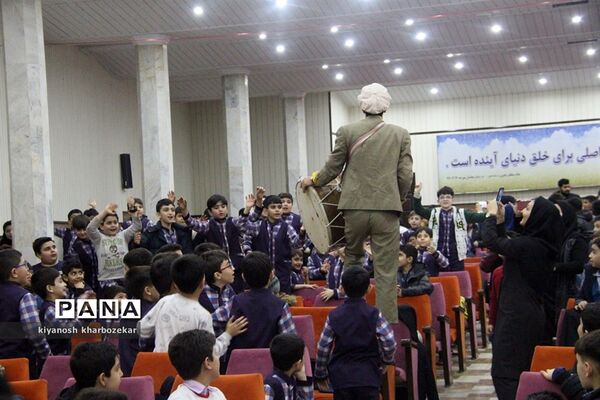 جشن بزرگ یلدا ویژه دانش‌آموزان در ارومیه
