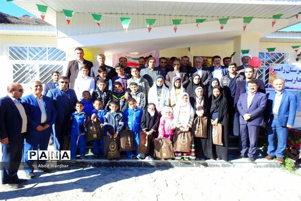 آیین افتتاح دبستان شهدای بانک ملی روستای سپارده در رامسر
