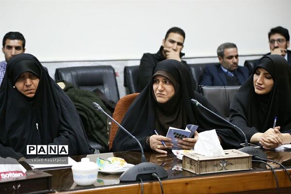 حضور امیرآبادی نماینده مجلس در دانشگاه آزاد اسلامی قم و دیدار با دانشجویان بسیجی و انجمن‌های دانشجویی