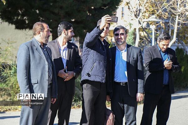 حضور امیرآبادی نماینده مجلس در دانشگاه آزاد اسلامی قم و دیدار با دانشجویان بسیجی و انجمن‌های دانشجویی