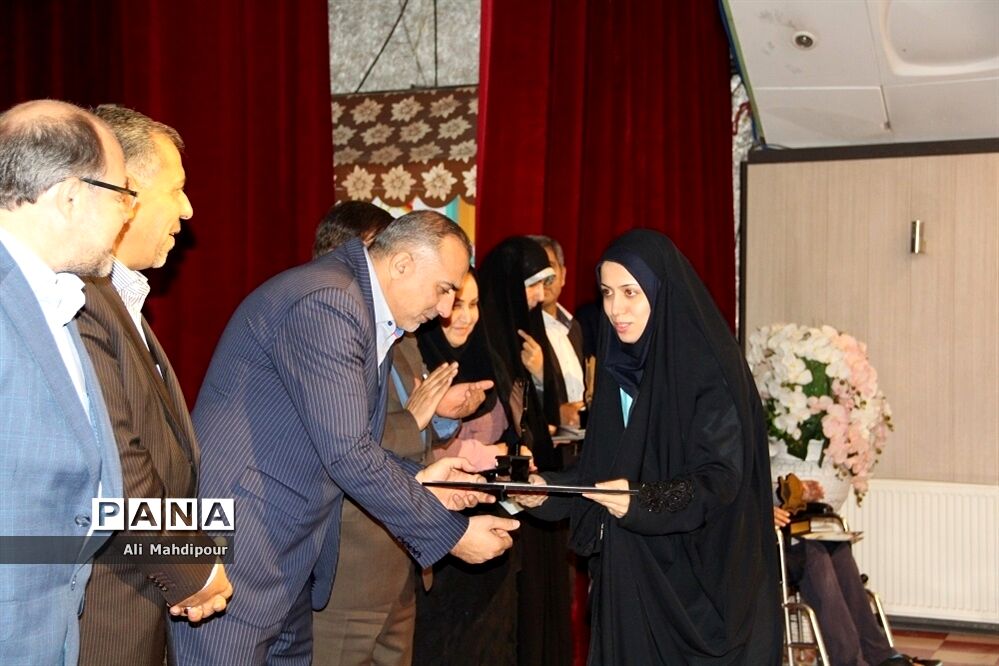 همایش هفته پژوهش در کانون فرهنگی هنری سمیه شهرری