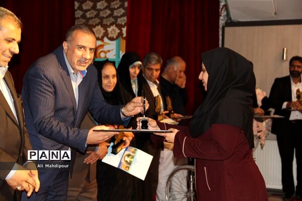همایش هفته پژوهش در کانون فرهنگی هنری سمیه شهرری