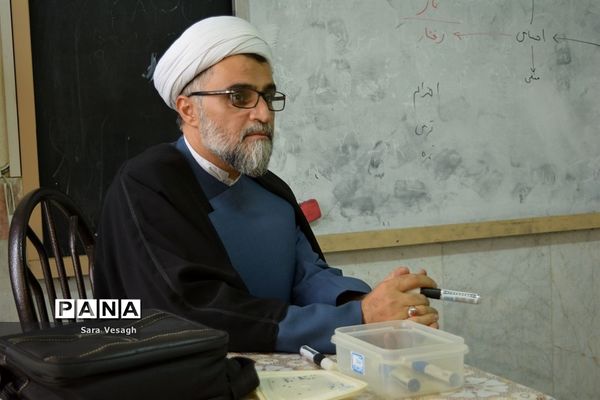 دوره توانمندسازی ترویج فرهنگ نماز ویژه مدیران در مدارس در شهریار