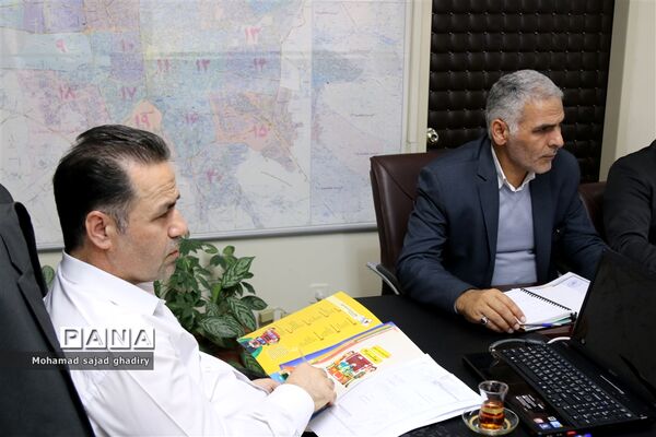 برگزاری سومین جلسه کار گروه خوداتکایی سازمان دانش‌آموزی شهر تهران