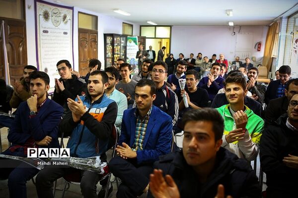 نشست وزیرآموزش و پرورش با دانشجو معلمان دانشگاه فرهنگیان