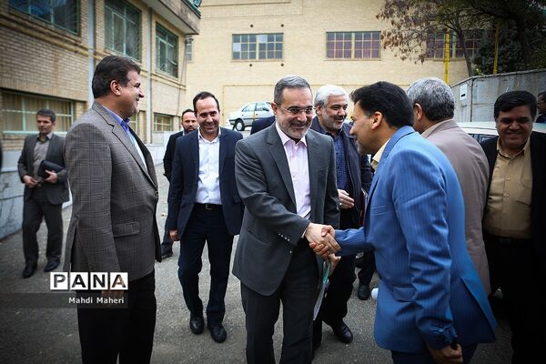 نشست وزیرآموزش و پرورش با دانشجو معلمان دانشگاه فرهنگیان