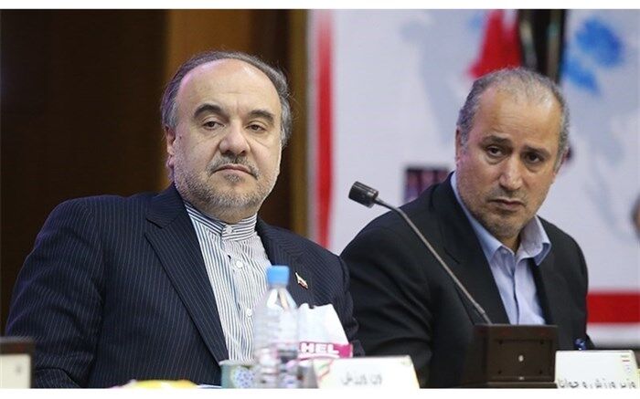 سلطانی‌فر: مهدی تاج مشکلی برای ادامه فعالیت در فدراسیون فوتبال ندارد