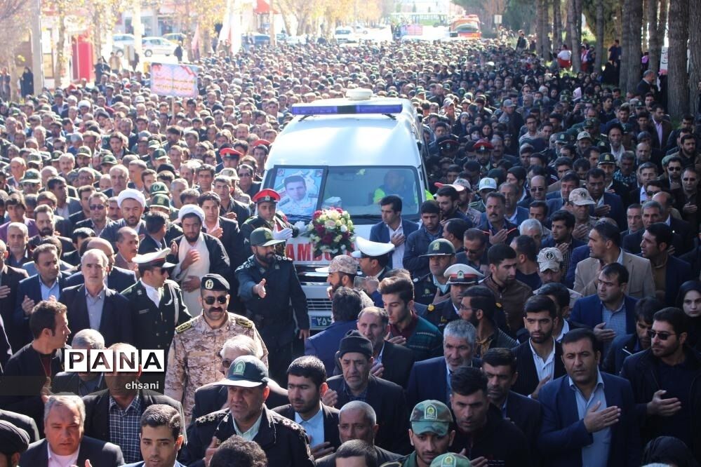 تشییع پیکر مطهر شهید حادثه تروریستی چابهار در یاسوج