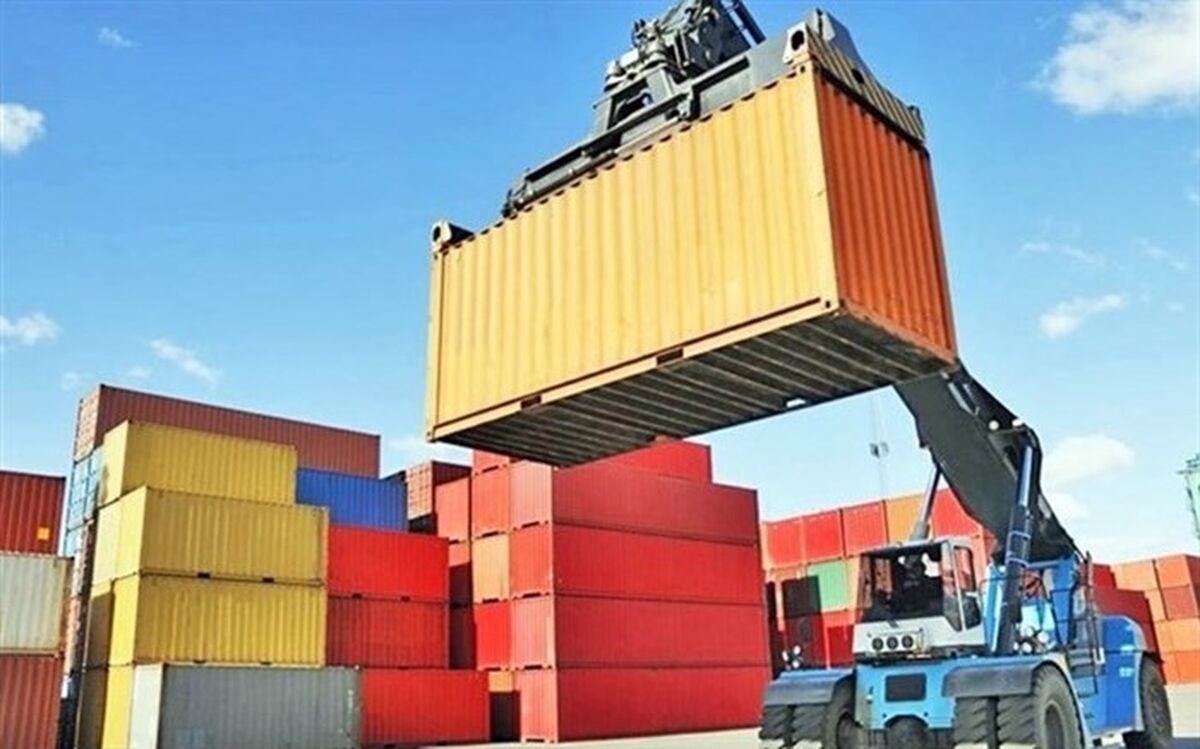 حسن‌پور، عضو کمیسیون بودجه مجلس: اعتبار جوایز صادراتی در بودجه سال آینده افزایش می‌یابد