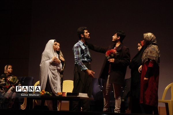 اجرای نمایش خواستگاری آقا ناصردر فشافویه