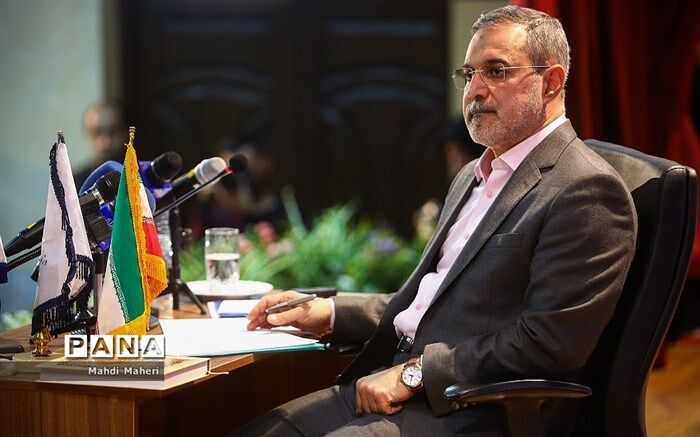 تشکر بطحایی از امیرخانی برای اهدای جایزه صدمیلیونی به سیستان‌وبلوچستان