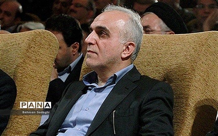 واکنش دژپسند به درگیری لفظی کارمند گمرک و نماینده مجلس