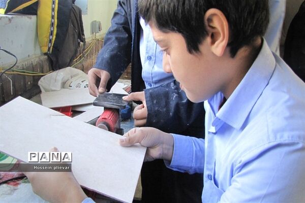 اولین روز از جلسه کارگاه دبیرستان شهید نواب صفوی با حضور کلاس هفتم