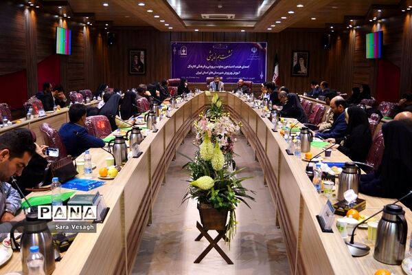 نشست هم اندیشی اعضا هیئت اندیشه ورز شهرستان‌های استان تهران در شهریار