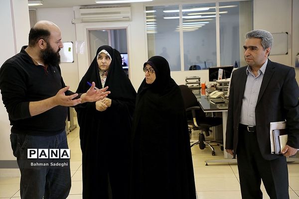 بازدید مدیرکل دفتر آموزش دوره اول متوسطه از خبرگزاری پانا