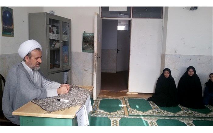 انقلاب ما انقلاب ضد استعماری بود
