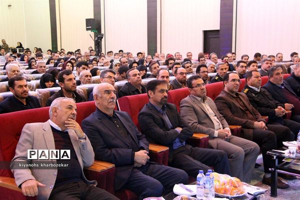 مراسم تجلیل از برترین‌های کنکور 97 ناحیه یک ارومیه