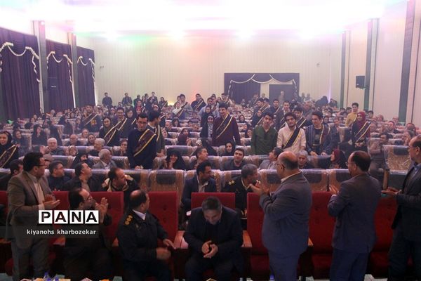 مراسم تجلیل از برترین‌های کنکور 97 ناحیه یک ارومیه