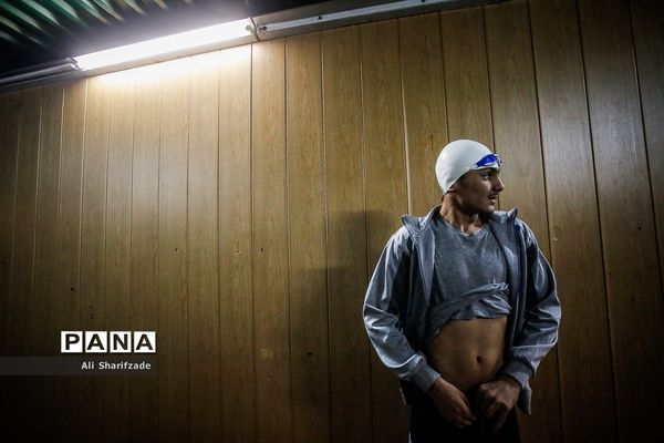 مرحله نخست لیگ شنا