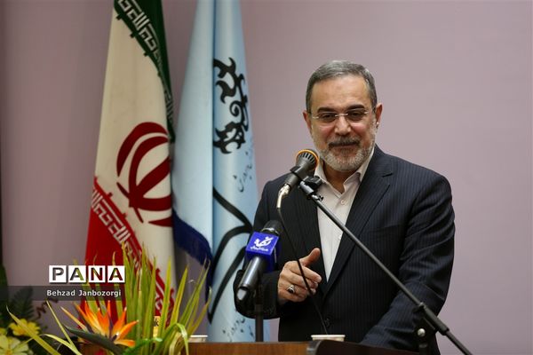 سفر یک روزه وزیر آموزش و پرورش به آران و بیدگل