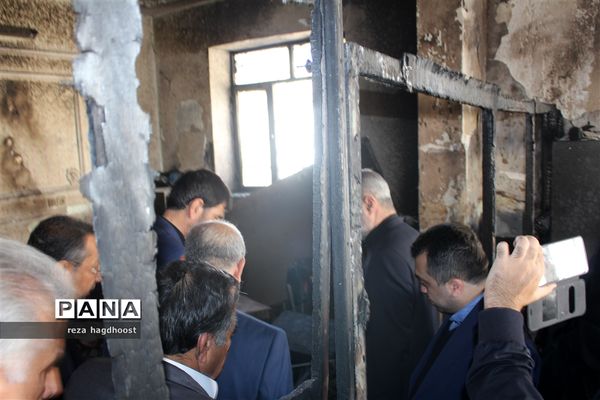 بازدید وزیر آموزش و پرورش از مدرسه حادثه دیده اسوه حسنه زاهدان