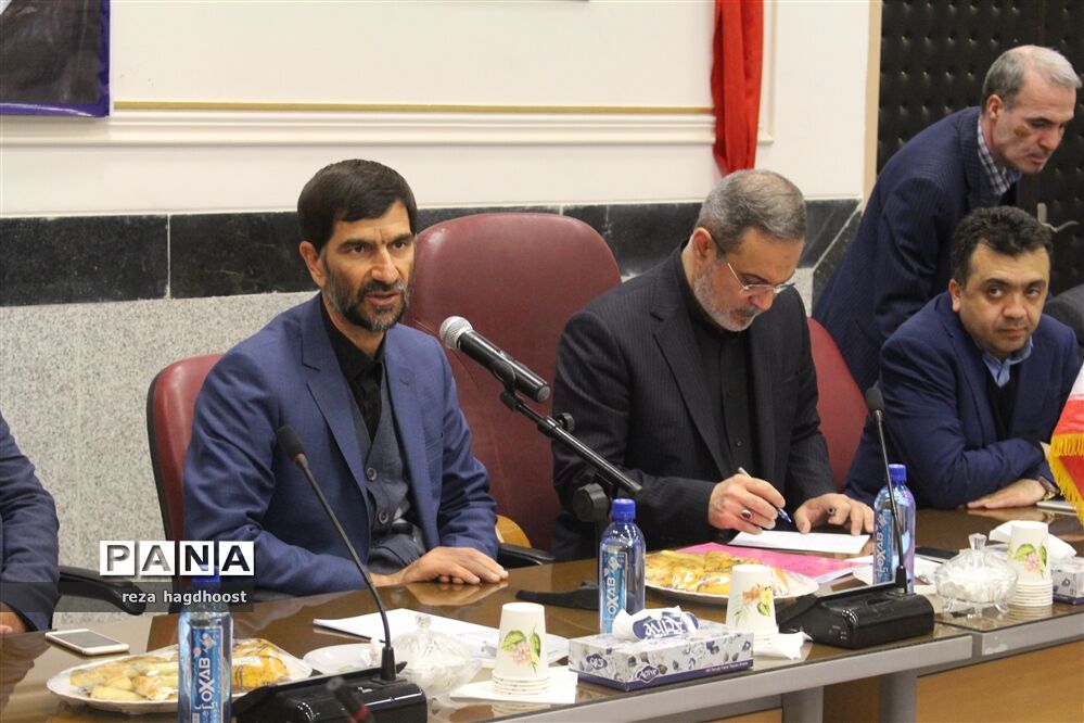 جلسه رسیدگی به تخلفات اداری با موضوع بررسی حادثه آتش‌سوزی مدرسه غیر دولتی زاهدان