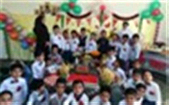 برگزاری آیین سنتی شب یلدا در دبستان علامه حلی 1 دوره اول